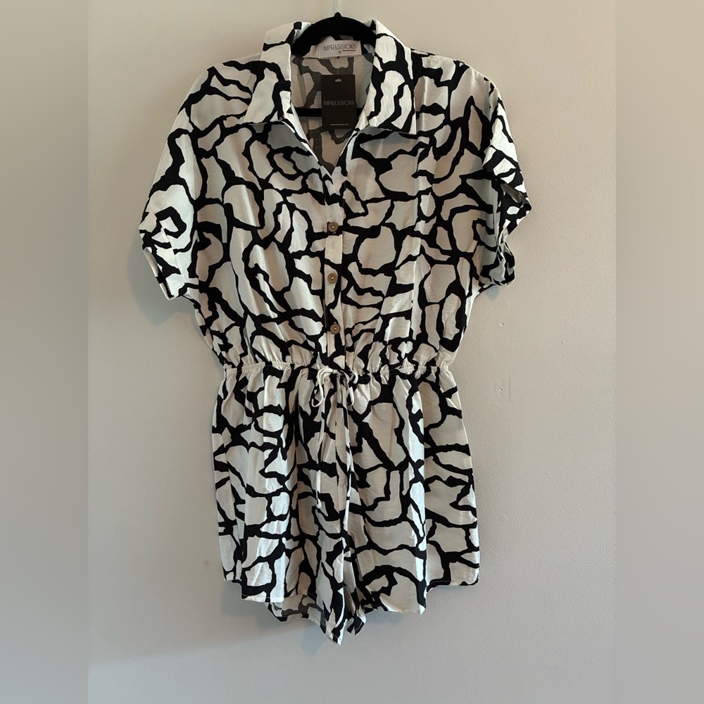 NWT Drawstring Waist Romper